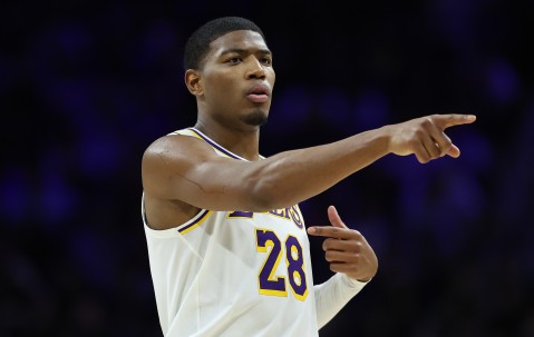 九州体育官网、九州体育娱乐官方网站-八村塁：队内许多合同年球员当然对我们有影响 但赢球是关键