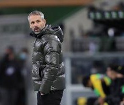 记者：罗泽向莱比锡成员告别，高层已向球队正式介绍新帅Z-勒夫